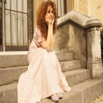 Lena chamamyan sur yala.fm